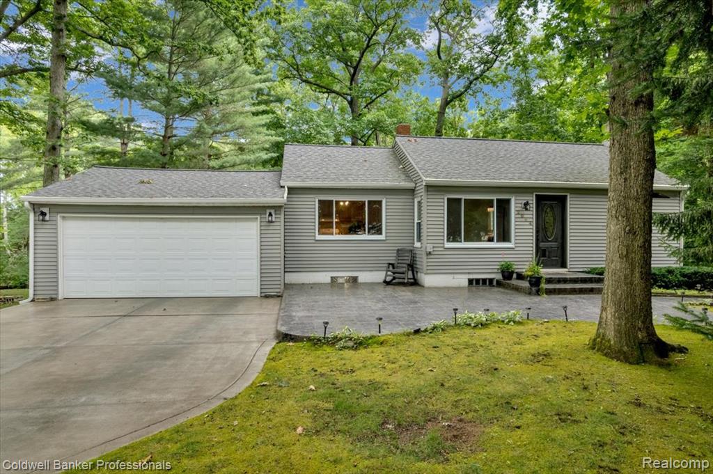 2064 Miles Road, Lapeer, MI 48446 — Photo 31