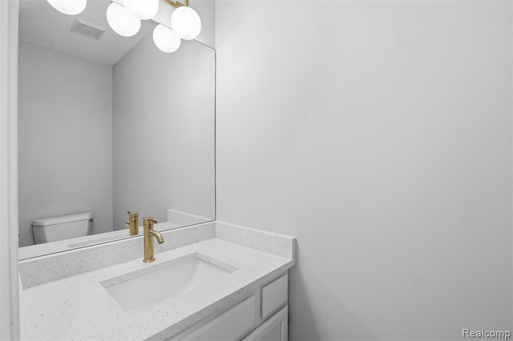 31192 Columbia Drive, Novi, MI, 48377