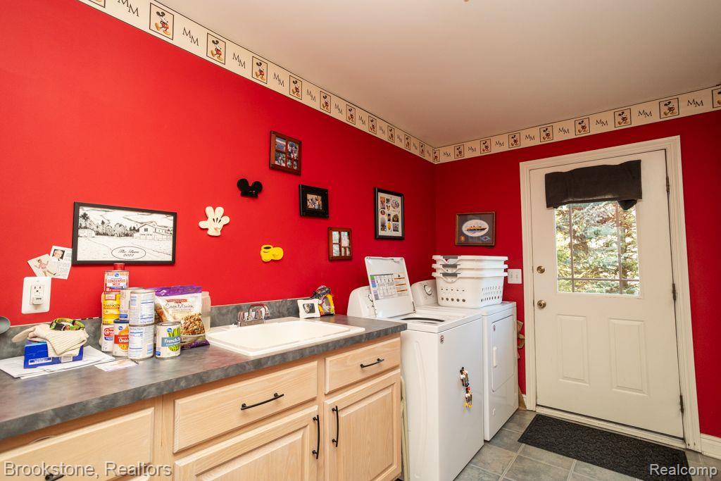8786 COUNTRY MANOR Drive, Bruce, MI 48065 — Photo 32