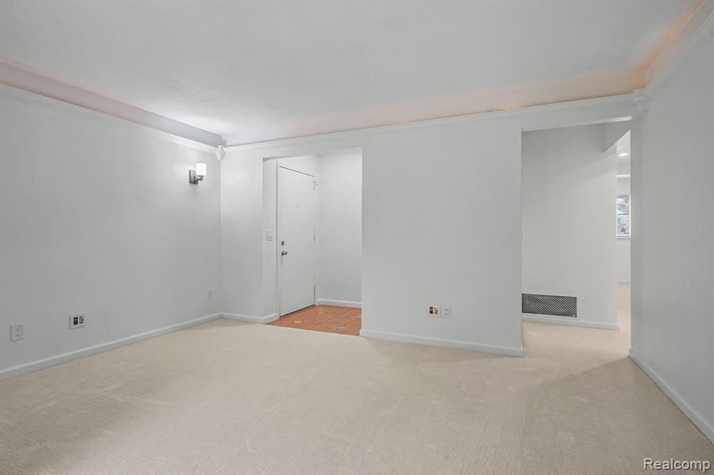 515 W Highland Road, 1, Howell, MI 48843 — Photo 6