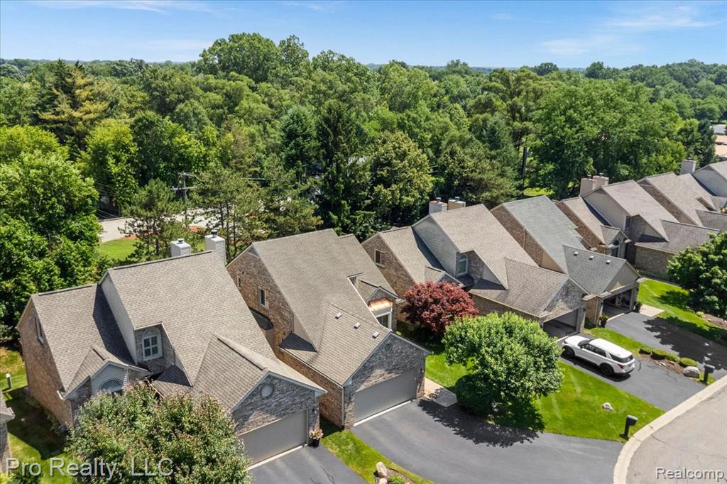 45317 Stonehedge Drive, Plymouth, MI 48170 — Photo 41