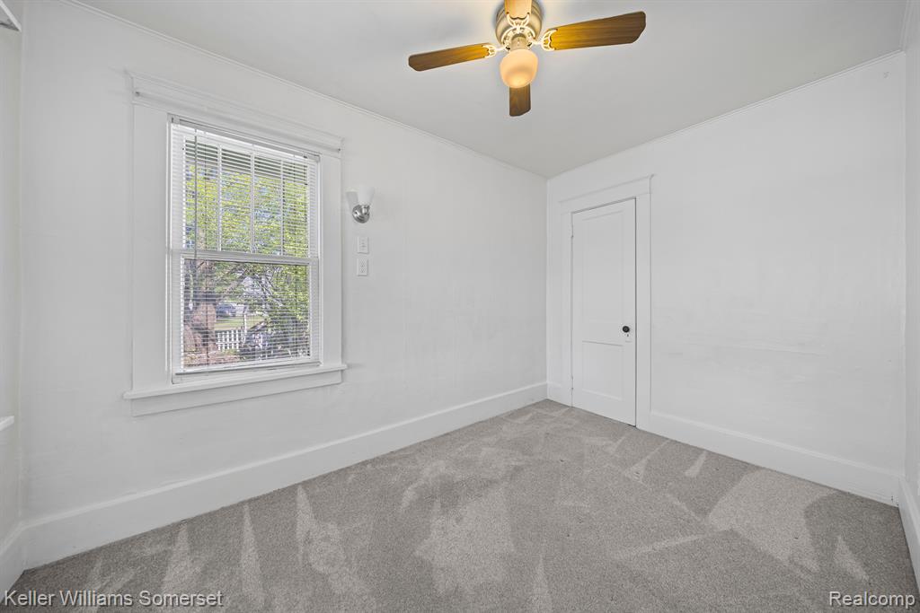 842 E 10 MILE Road, Ferndale, MI 48220 — Photo 14