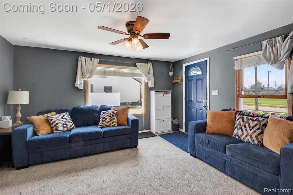 677 Lindbergh Street, Wyandotte, MI 48192 — Photo 22