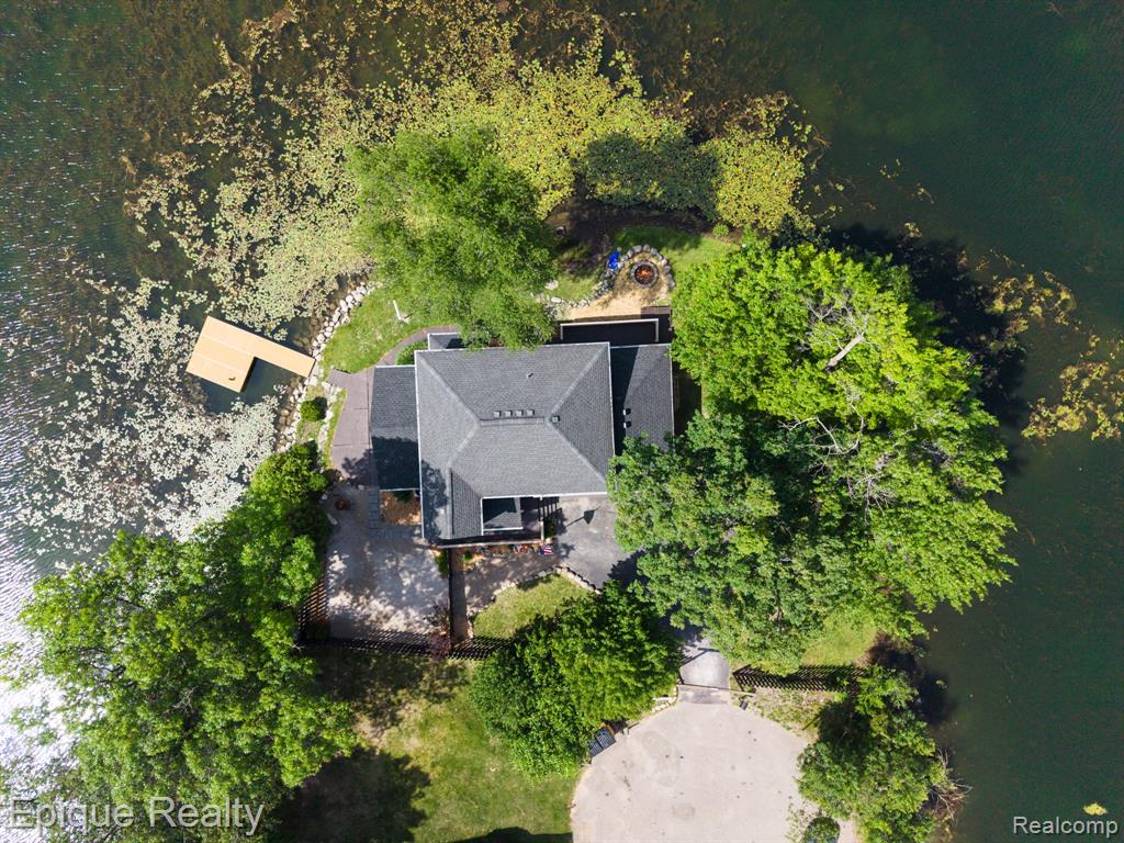 800 Kimberly, Lake Orion, MI 48362 — Photo 10