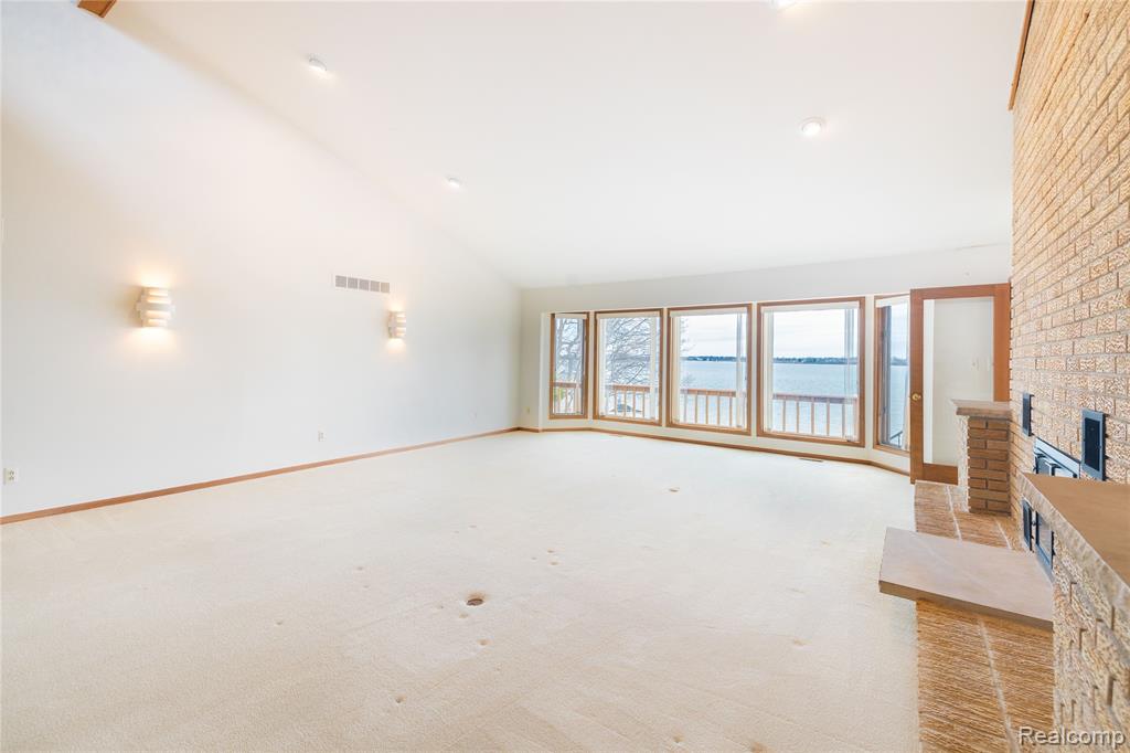27981 Elba Road, Grosse Ile, MI 48138 — Photo 11