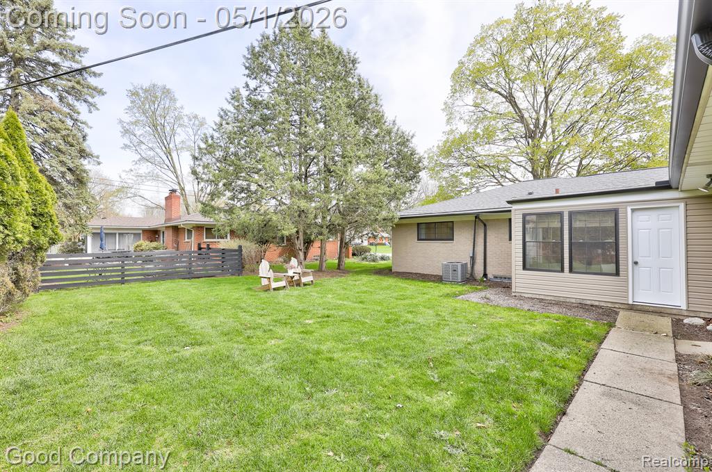 31729 Mayfair Lane, Beverly Hills, MI 48025 — Photo 65