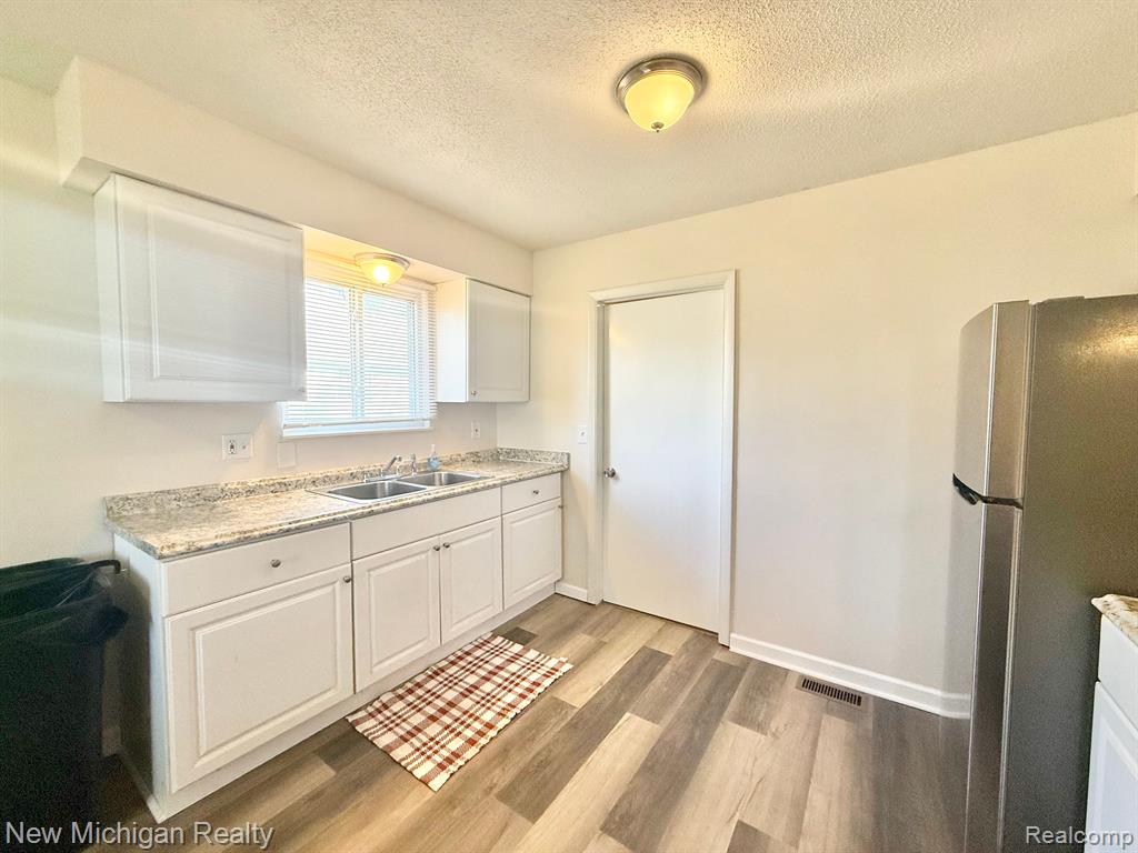 7459 WADE Street, Swartz Creek, MI 48473 — Photo 12