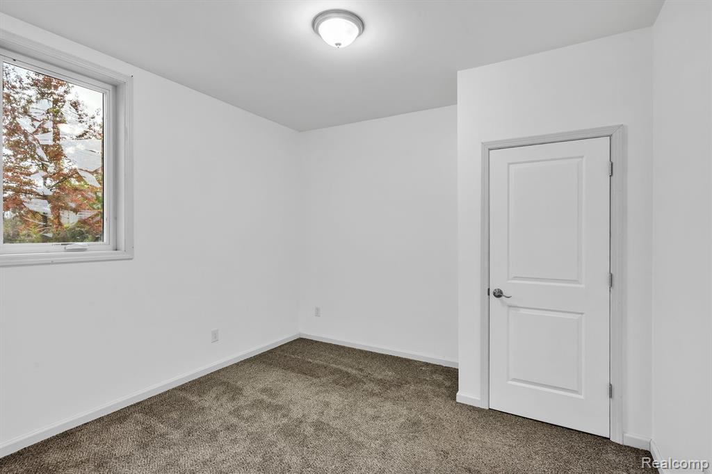 7221 Bristol Road, Swartz Creek, MI 48473 — Photo 68