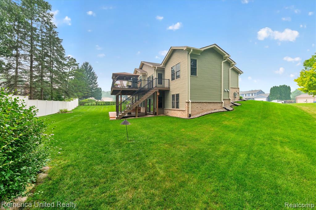 6169 Bay Court, Waterford, MI 48327 — Photo 55