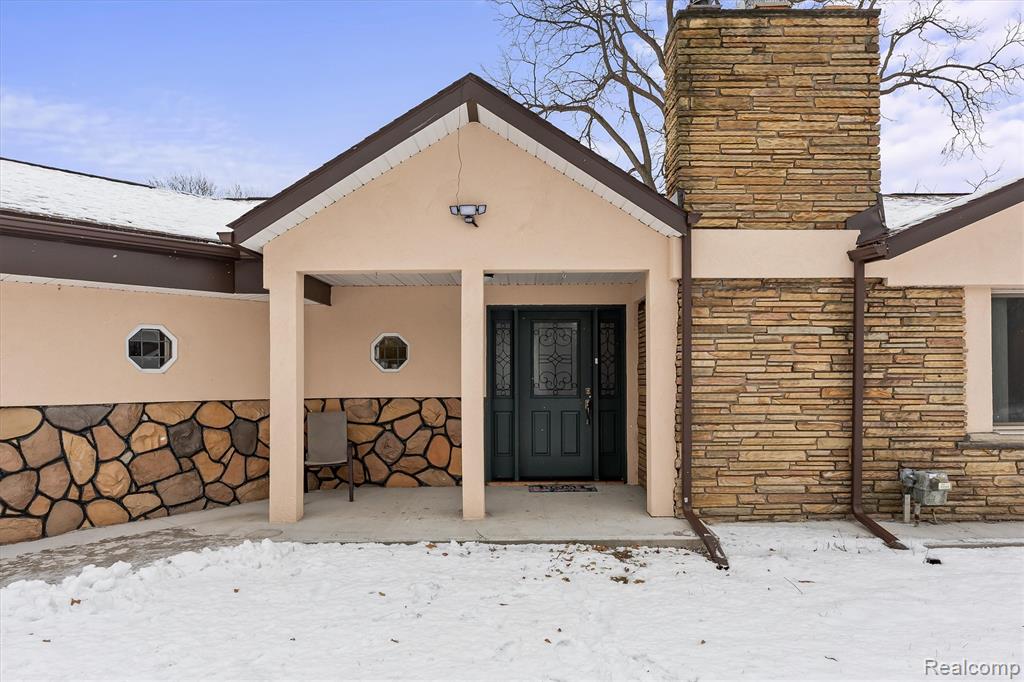 15500 Millar Road, Clinton Twp, MI 48036 — Photo 4