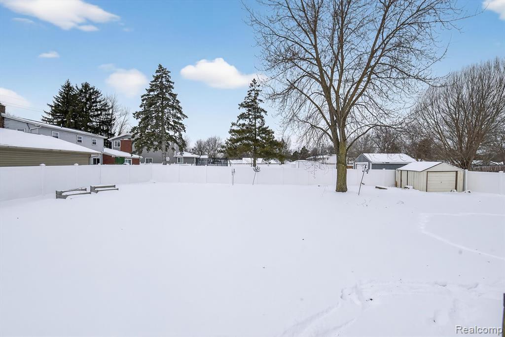32874 Liparoto Drive, Rockwood, MI — Photo 44