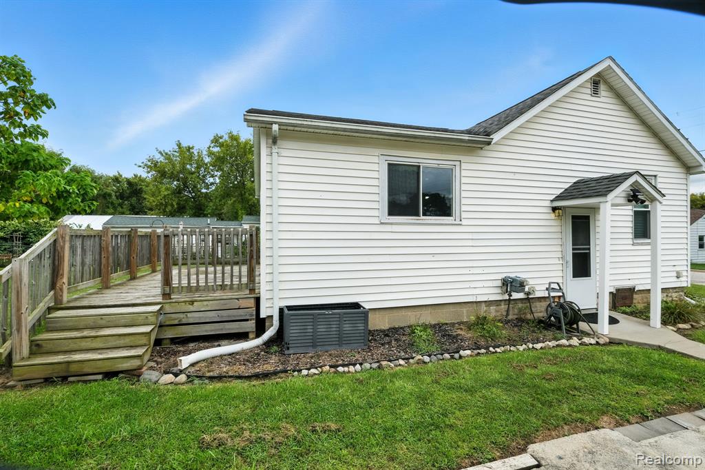 8093 Crapo Street, Swartz Creek, MI 48473 — Photo 18