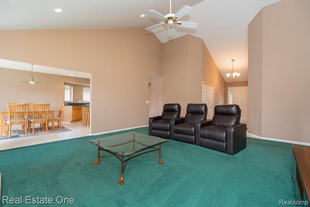 52033 Pebble Creek Drive, New Baltimore, MI 48047 — Photo 6