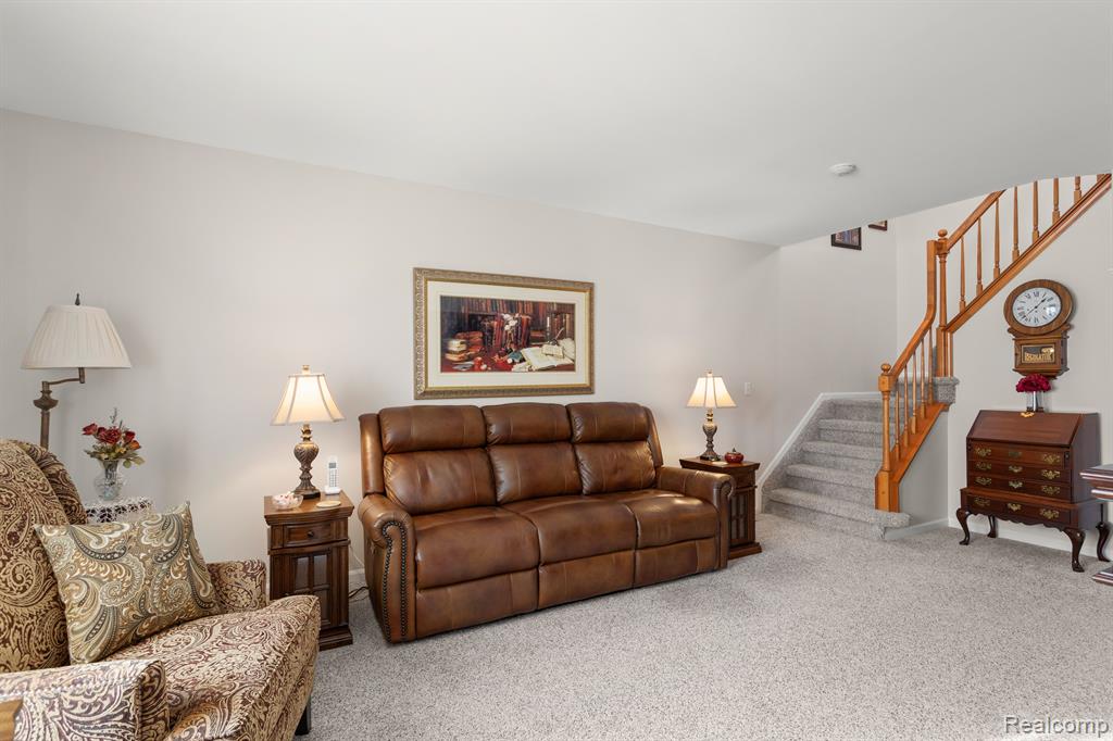 43579 YORKVILLE Drive, Canton, MI 48188 — Photo 5