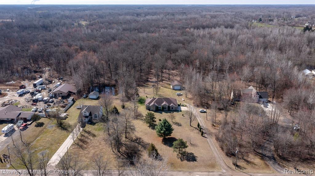 46901 EXECUTIVE Drive, Belleville, MI 48111 — Photo 39