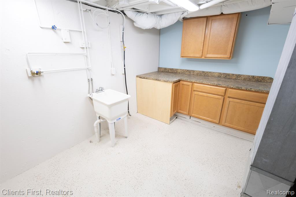 584 Worthington Road, Canton, MI 48188 — Photo 24
