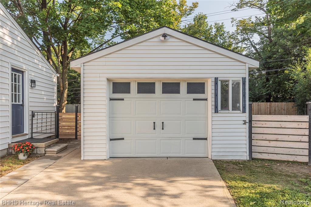 12 Trowbridge Court - Photo 4