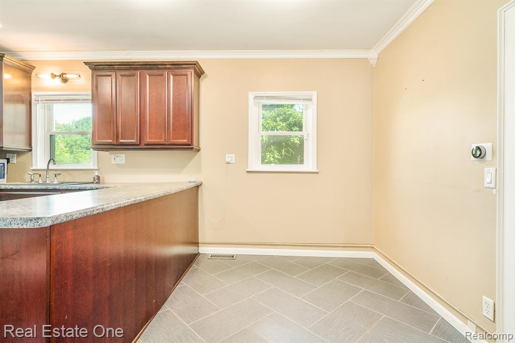 42759 CHERRY HILL Road, Canton, MI 48188 — Photo 26