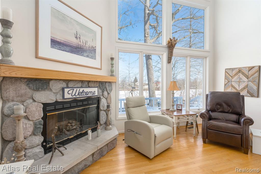 10235 Park Drive, Goodrich Vlg, MI — Photo 12