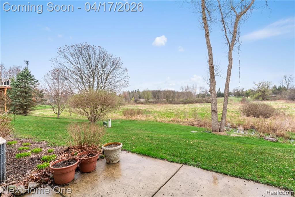 560 Dockside Circle, 43, Holly, MI 48442 — Photo 22