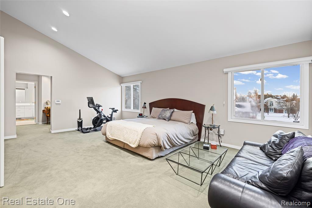 5087 Village Place Court, West Bloomfield, MI — Photo 27