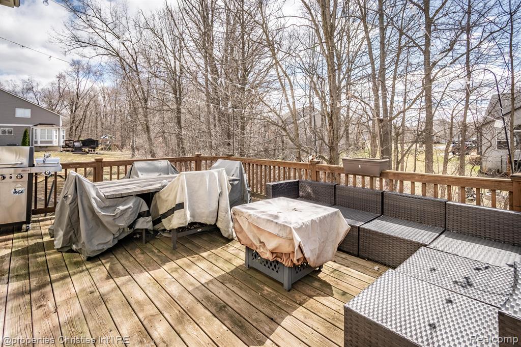 5946 OAK BEND Court, Howell, MI 48843 — Photo 18