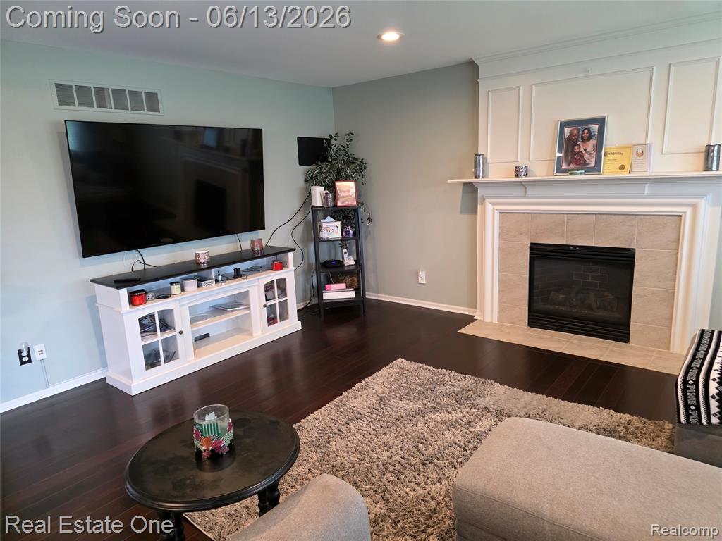 3622 Times Square Boulevard, Canton, MI 48188 — Photo 5