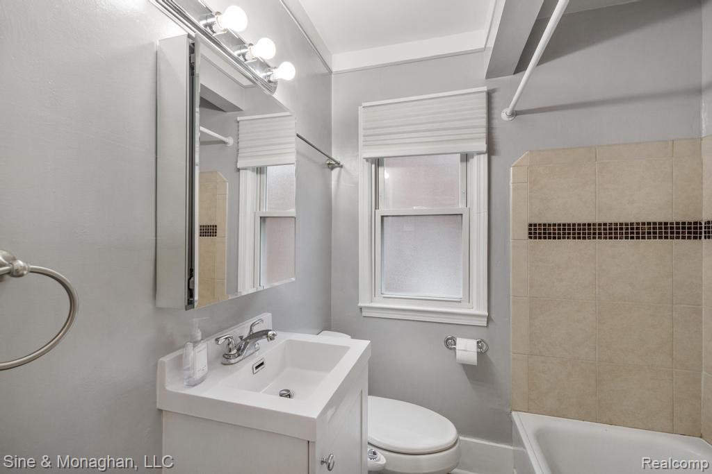 7854 Jackson Street, Taylor, MI 48180 — Photo 12