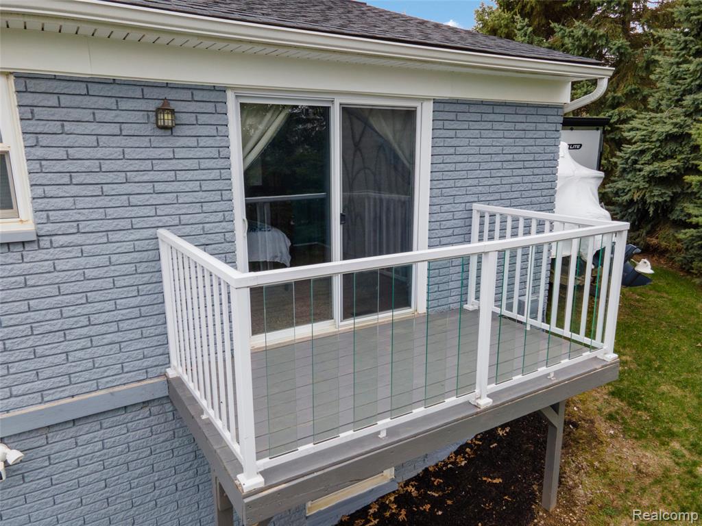 355 Sanders Road, Oxford, MI 48371 — Photo 41