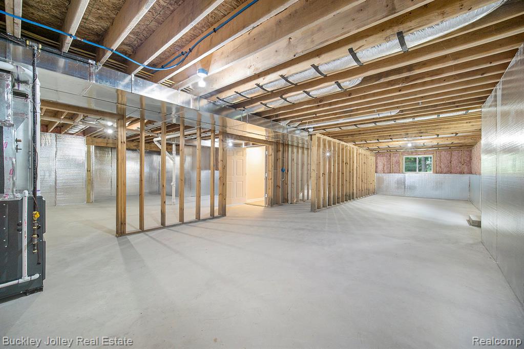 10303 Nine Mile Road, Whitmore Lake, MI 48189 — Photo 17