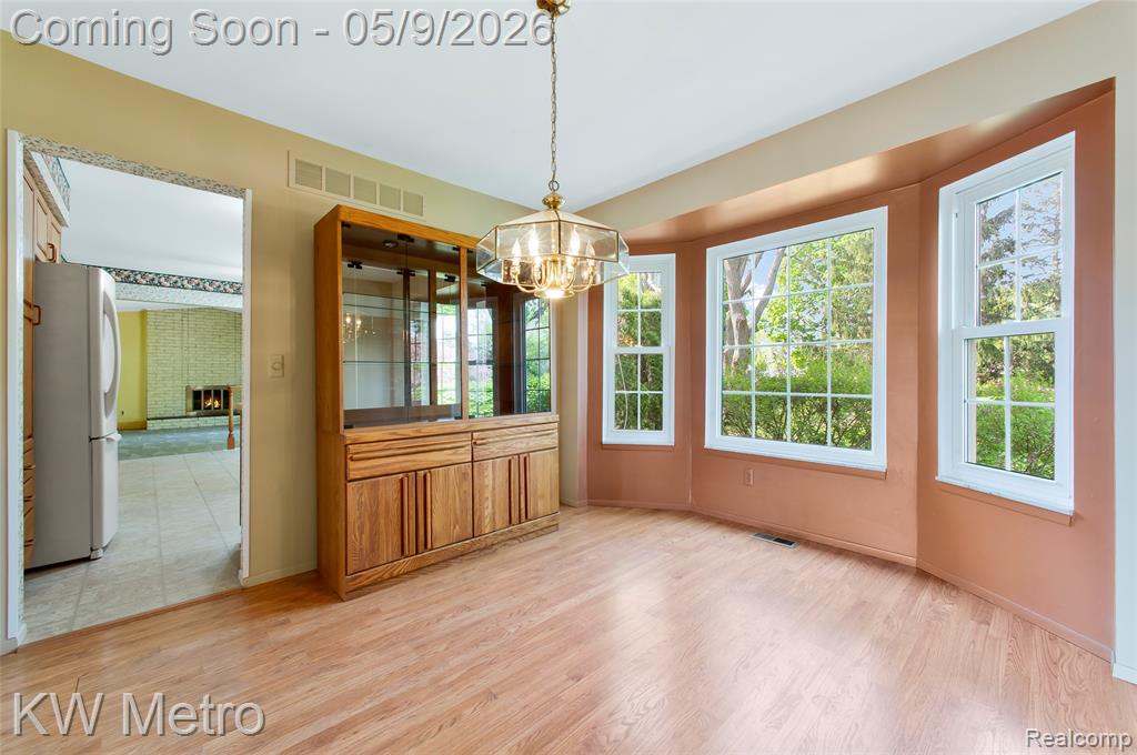 477 Coldiron Drive, Rochester Hills, MI 48307 — Photo 9