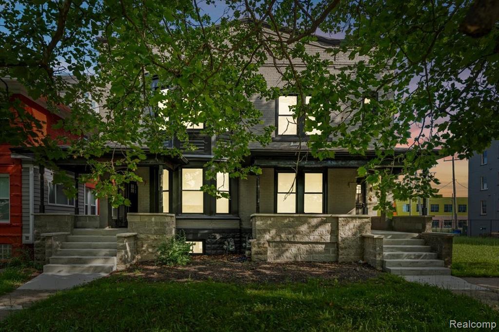 58 E Philadelphia Street E, Detroit, MI 48202