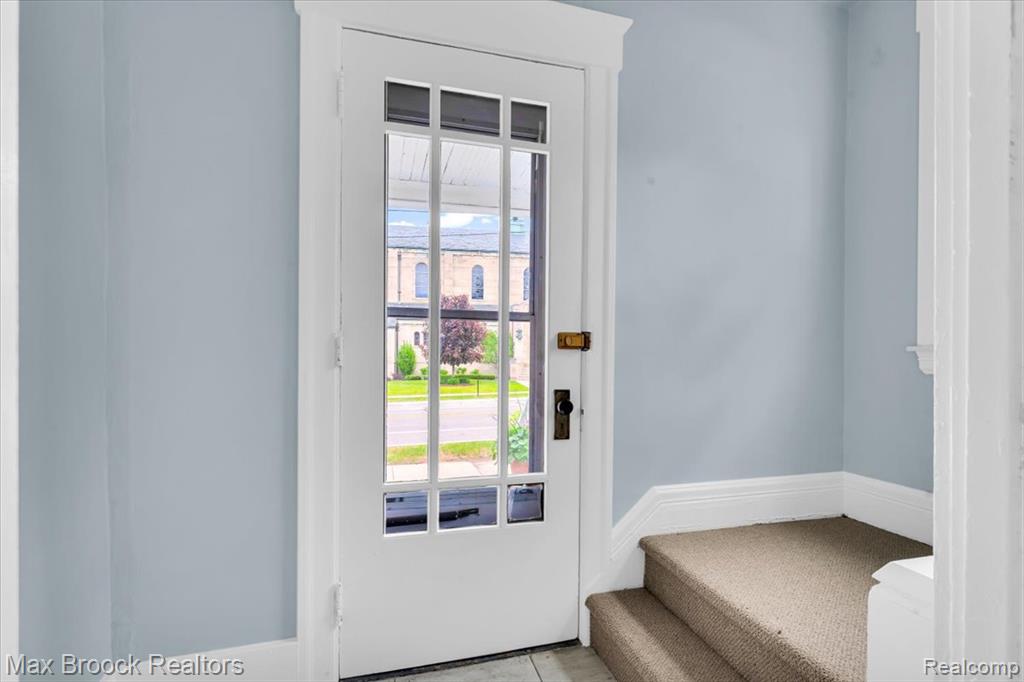 417 W Lincoln Avenue, Royal Oak, MI 48067 — Photo 12