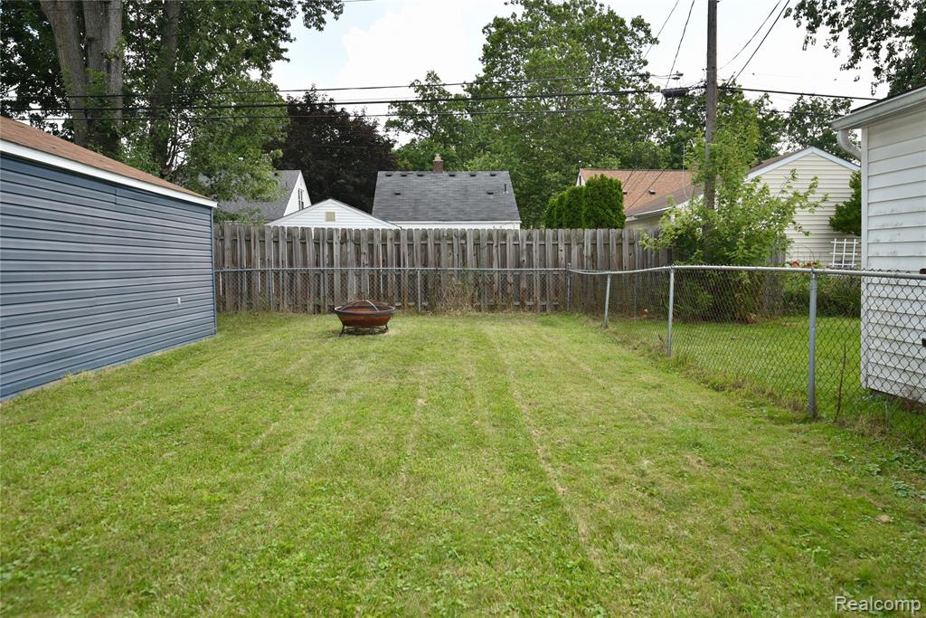 4176 Prairie Avenue, Berkley, MI 48072 — Photo 26