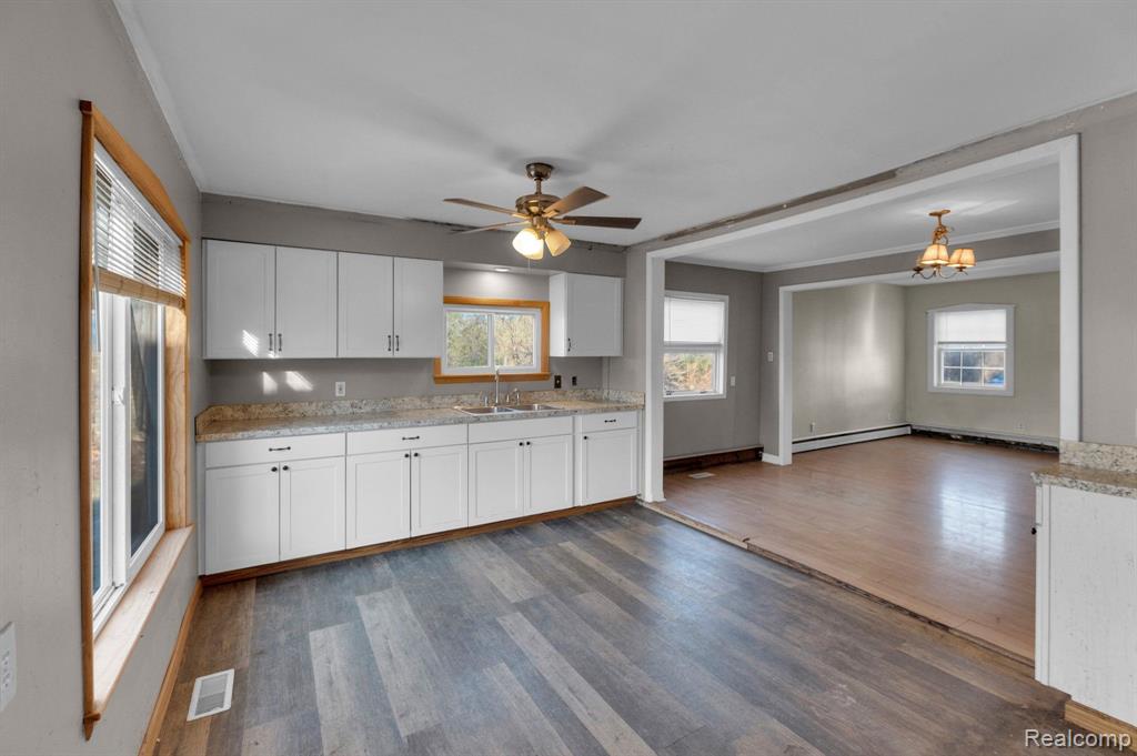 8396 E RICHFIELD Road, Davison, MI 48423 — Photo 11