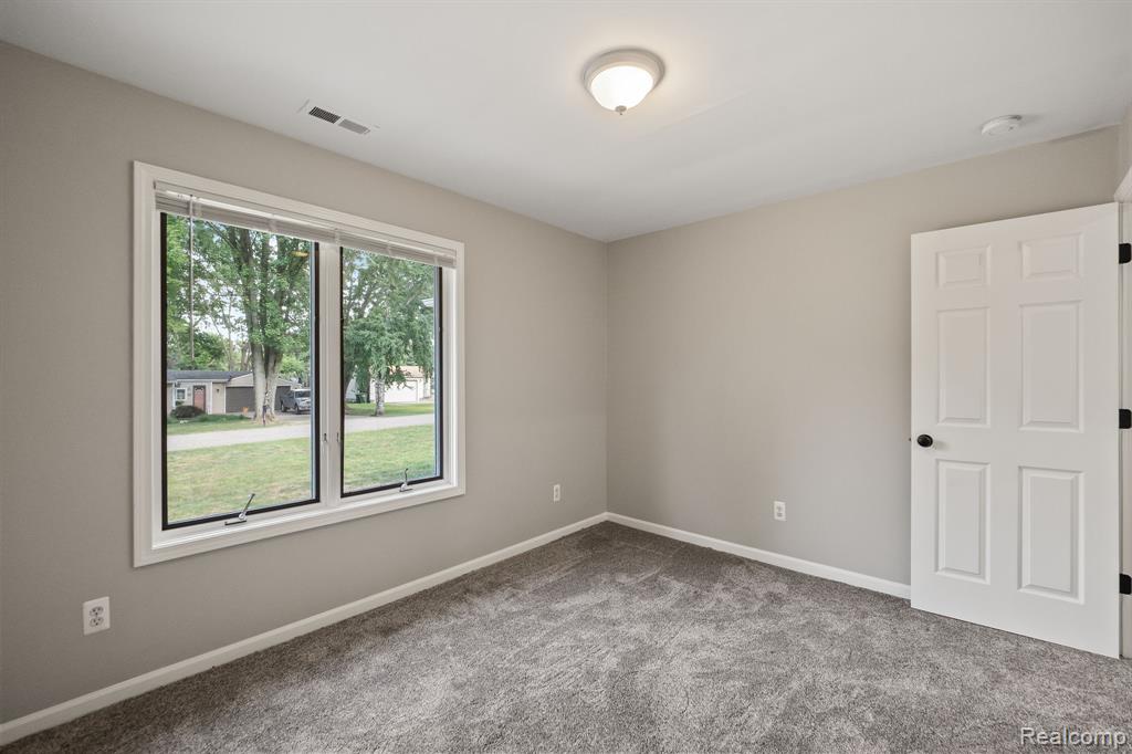 51429 Morowske Drive, Shelby Twp, MI 48316 — Photo 16