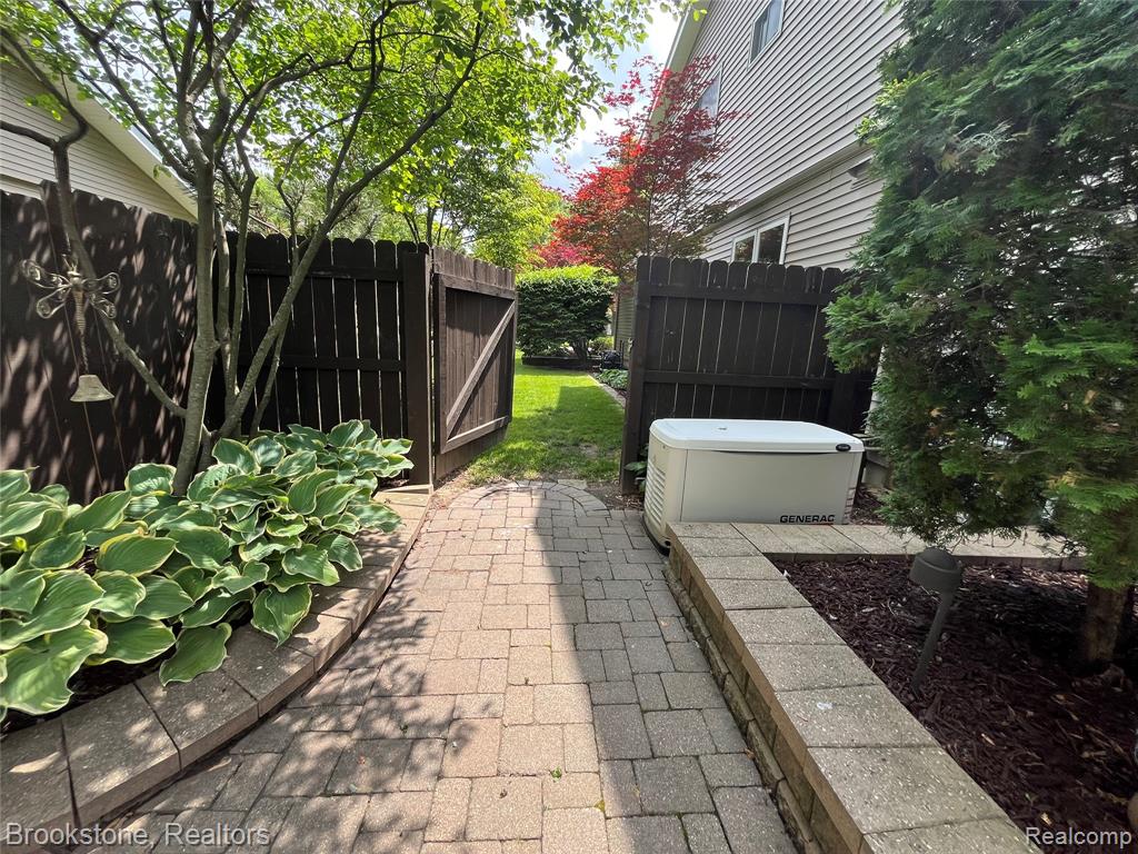 4057 Cypress Drive, Troy, MI 48085 — Photo 44