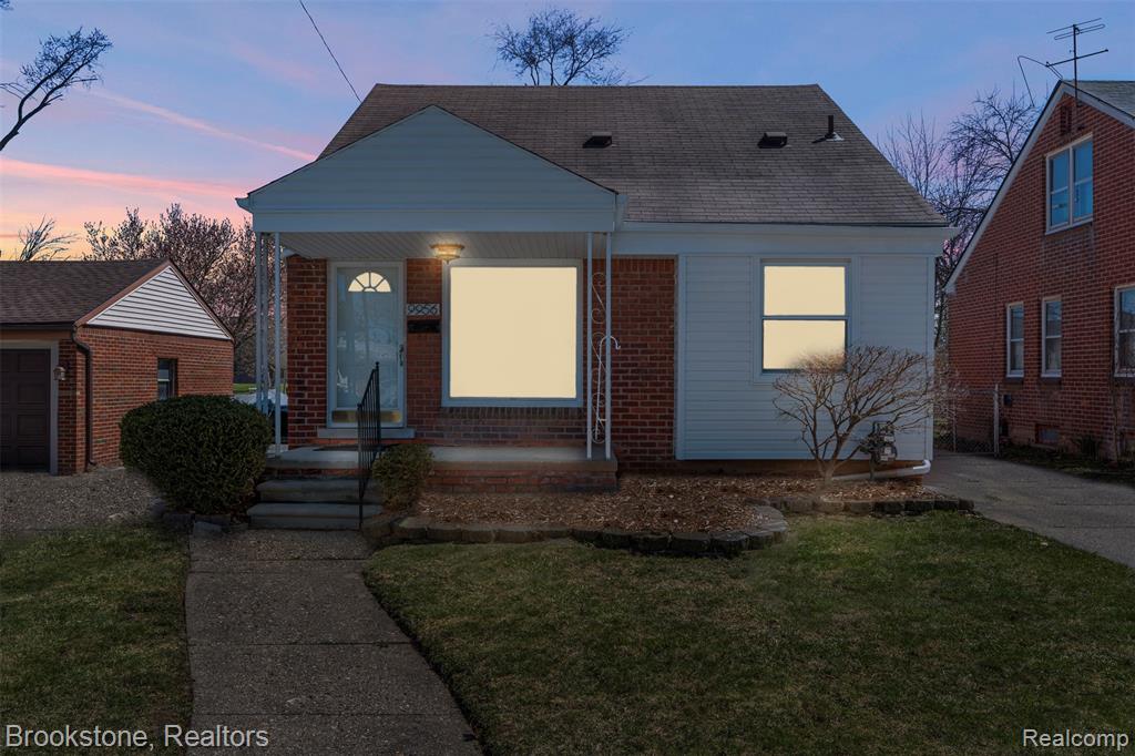 9956 Arnold, Redford, MI 48239 — front exterior