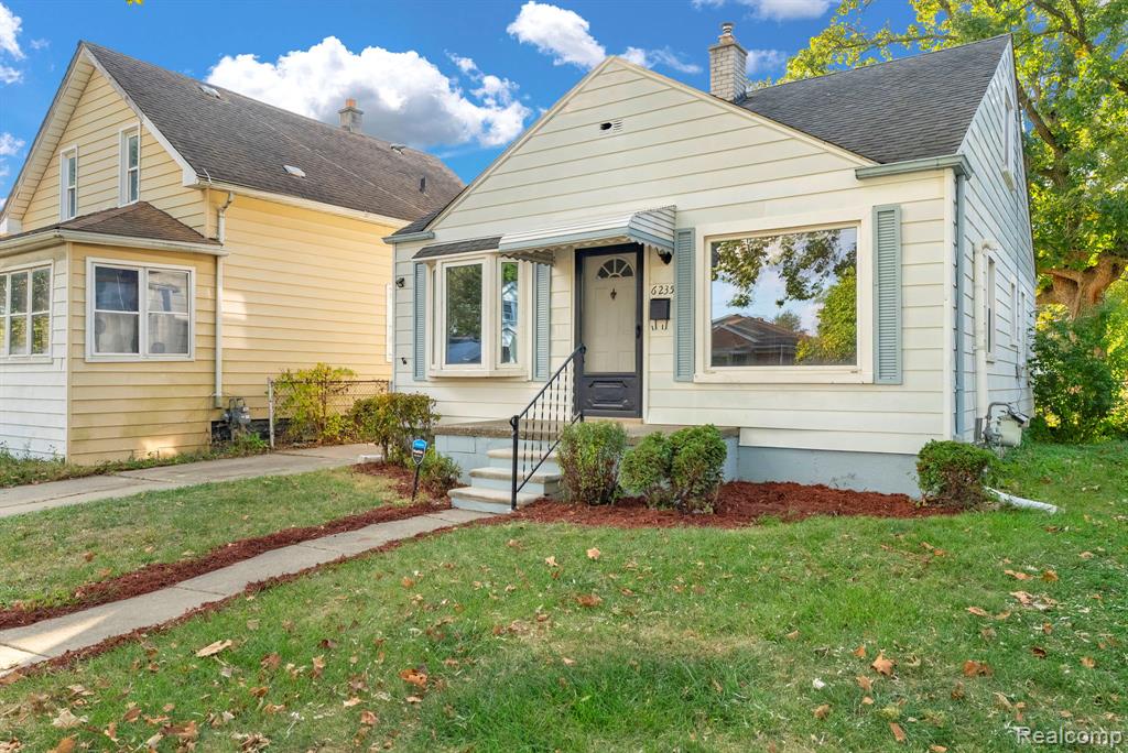 6235 Rosemont Avenue, Detroit, MI 48228 — Photo 3
