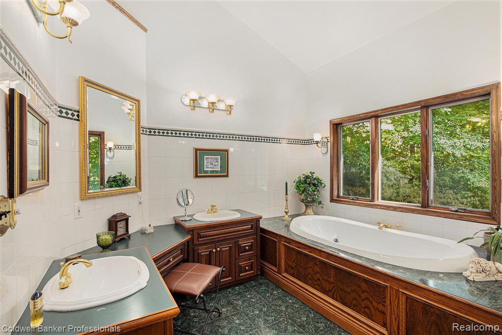 5511 Blood Road, Metamora, MI 48455 — Photo 17