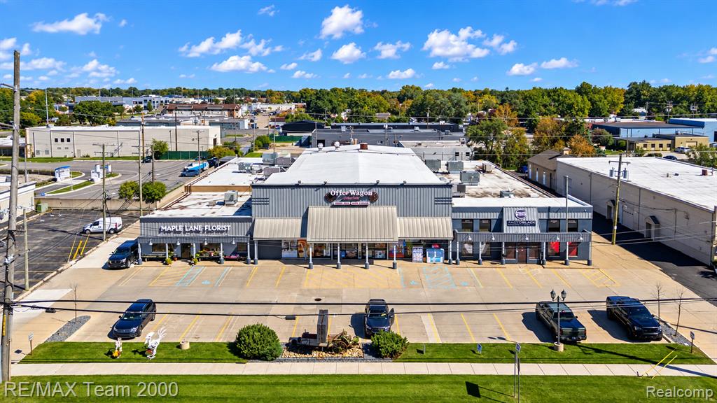1500 N Crooks Road, Clawson, MI