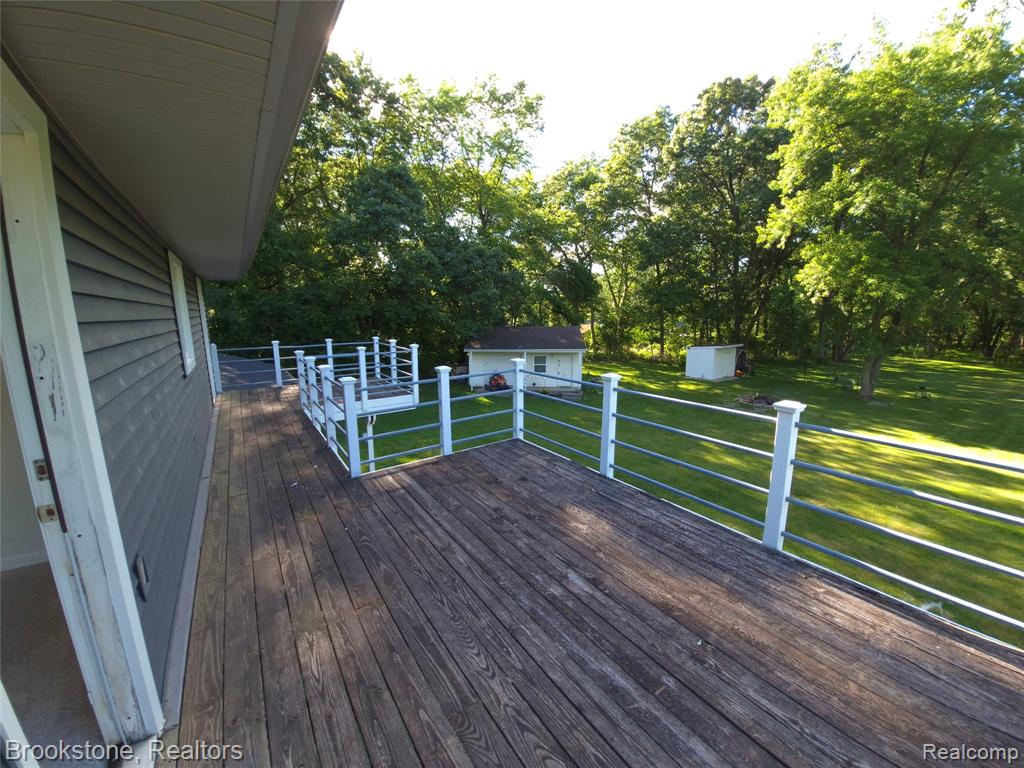 4890 Whipple Lake Road, Clarkston, MI 48348 — Photo 35