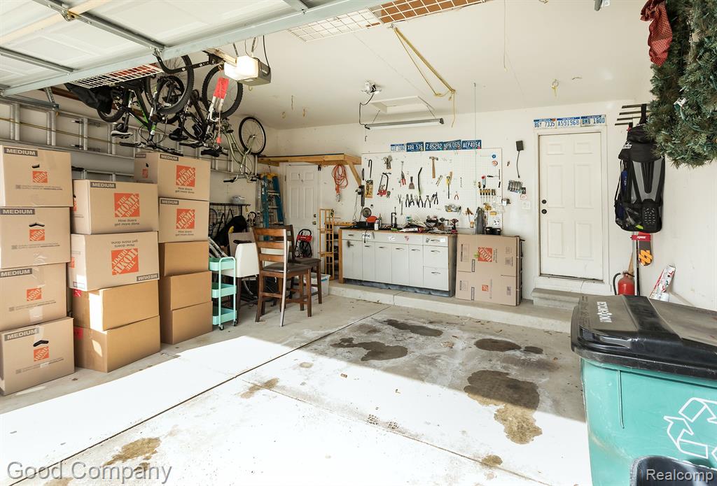 883 VANDERPOOL Drive, Troy, MI 48083 — Photo 45