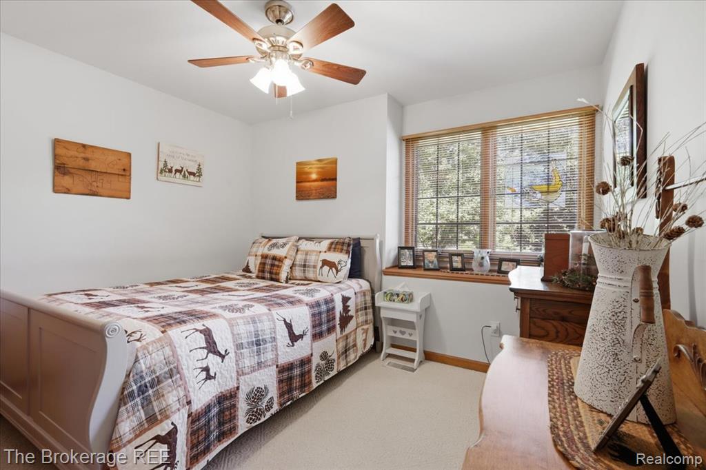 6057 Center Road, Grand Blanc, MI 48439 — Photo 34