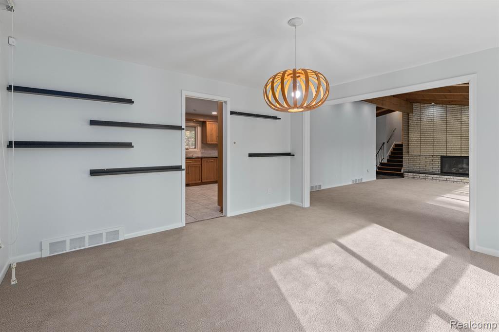 4966 Whispering Pine Lane, Bloomfield Hills, MI 48302 — Photo 11