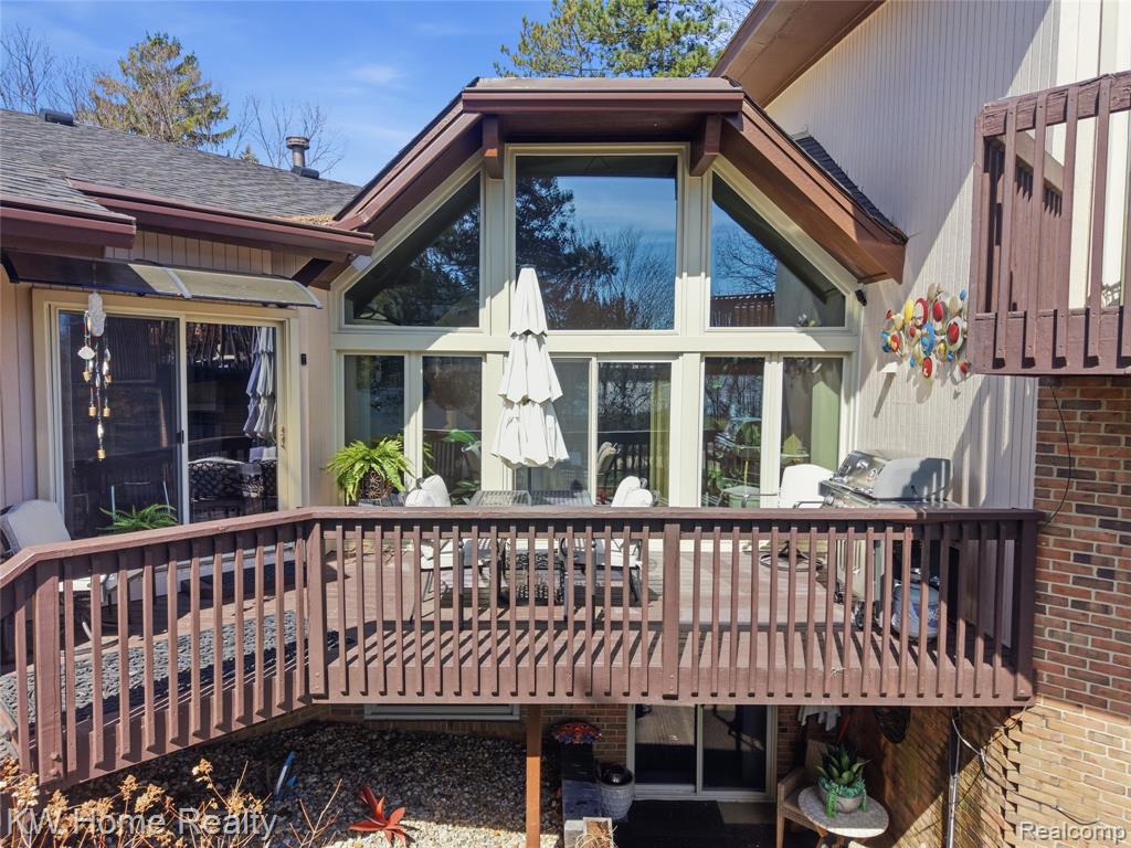 4749 Tara Court, West Bloomfield, MI 48323 — Photo 24