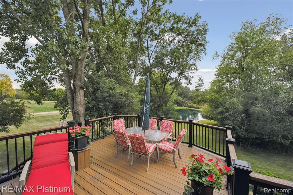 8872 Thornapple Drive, Pinckney, MI 48169 — Photo 61