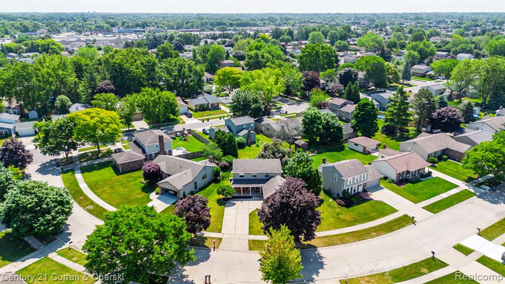 41924 Amberly Drive, Clinton Twp, MI 48038 — Photo 31
