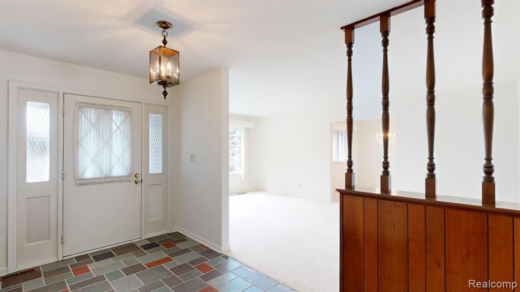 5204 Applewood Drive, Flushing, MI 48433 — Photo 31