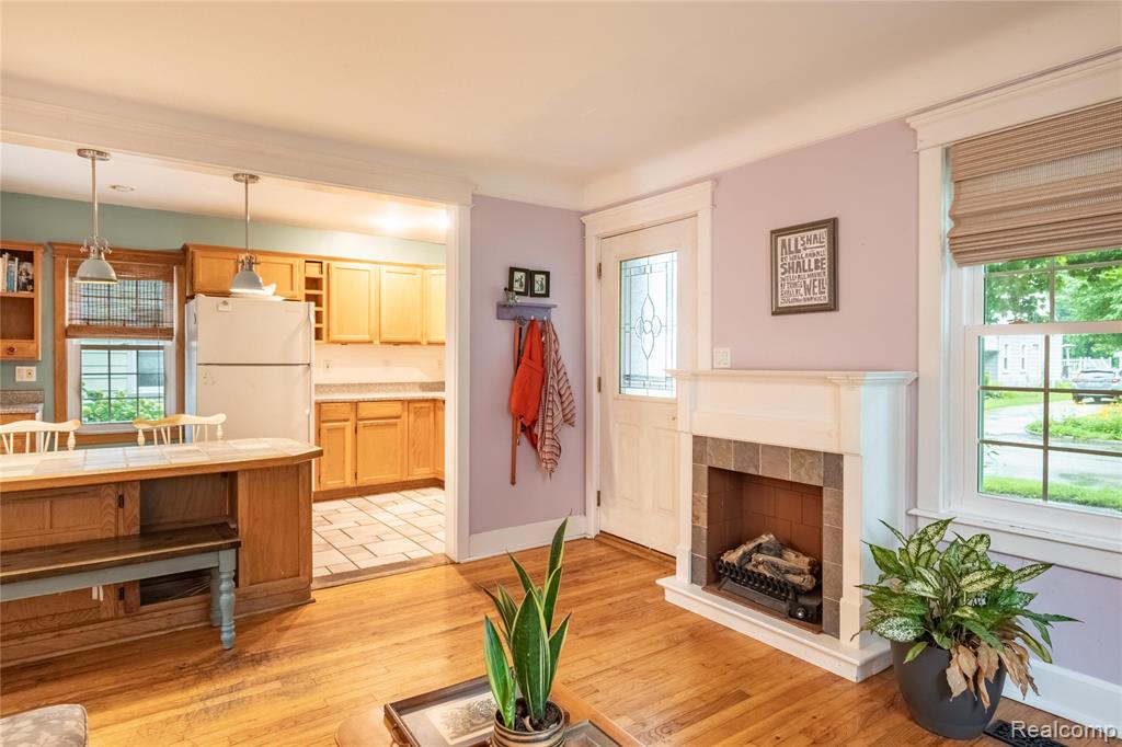 727 Charles Street, Ypsilanti, MI 48198 — Photo 8
